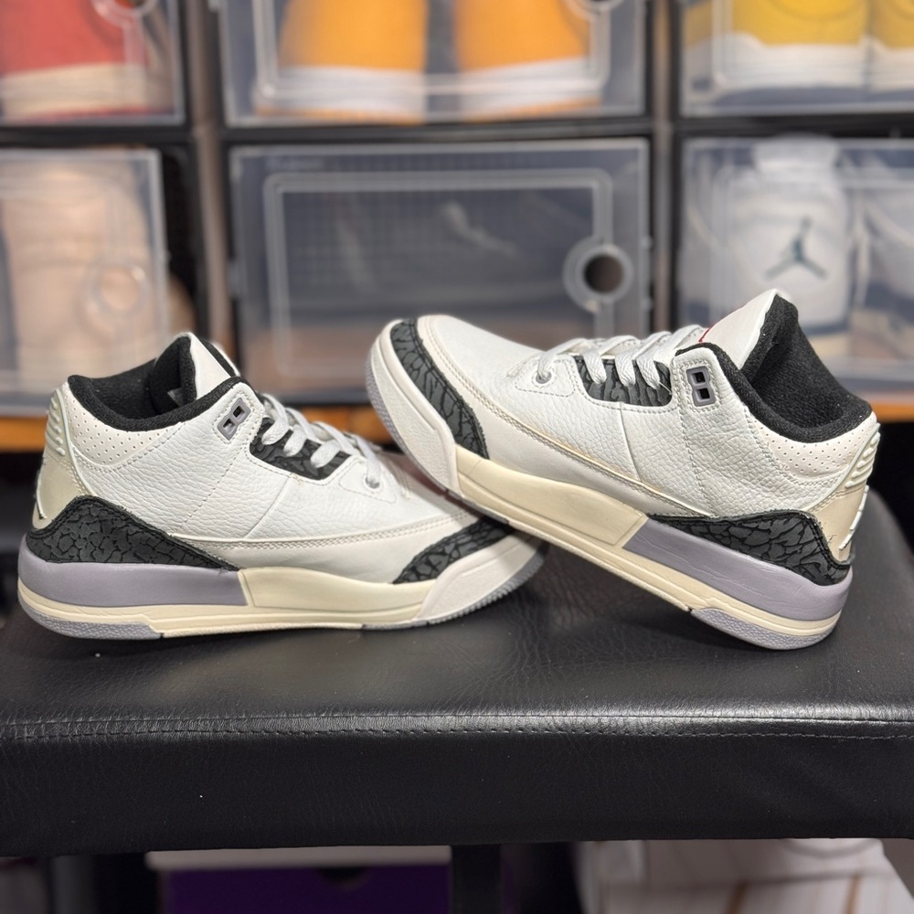 Jordan 3 Cement Grey 1Y - Picture 4 of 5